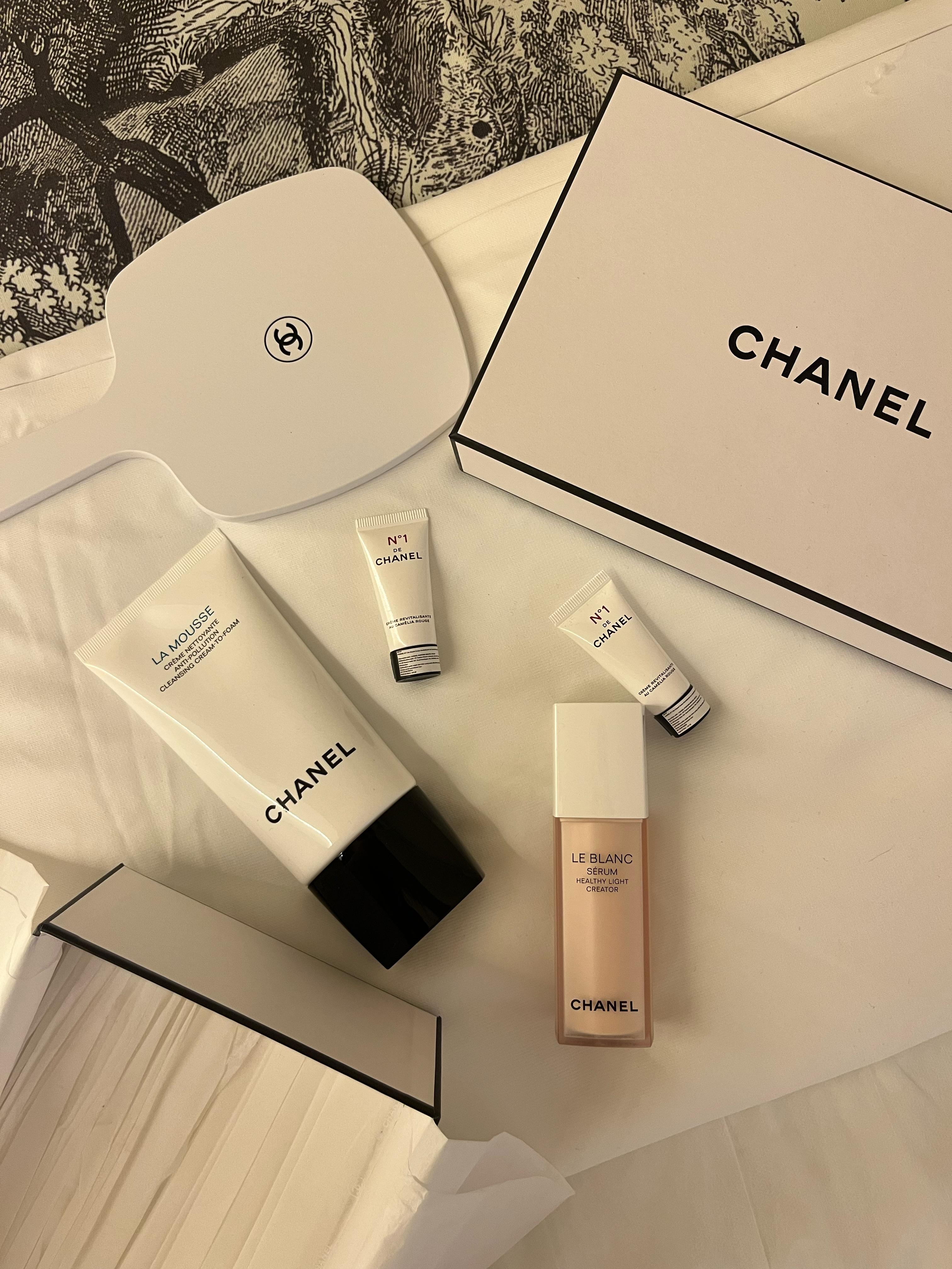 Chanel Ultra Brightening Facial